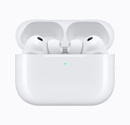 AirPods Pro 3 在白色充电盒内，充电盒盖呈打开状态。