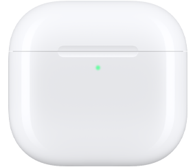 盖子合上的充电盒。